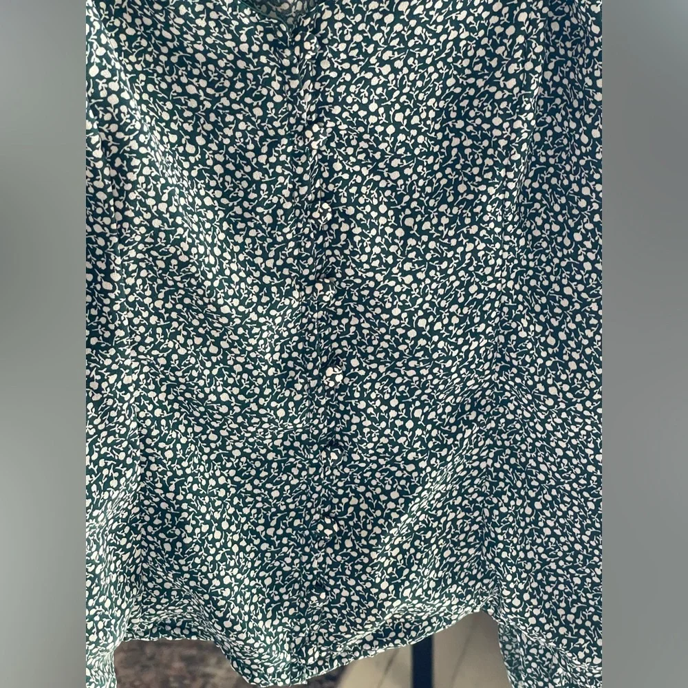 Abercrombie & Fitch Green Floral Square-Neck Long-Sleeve Blouse